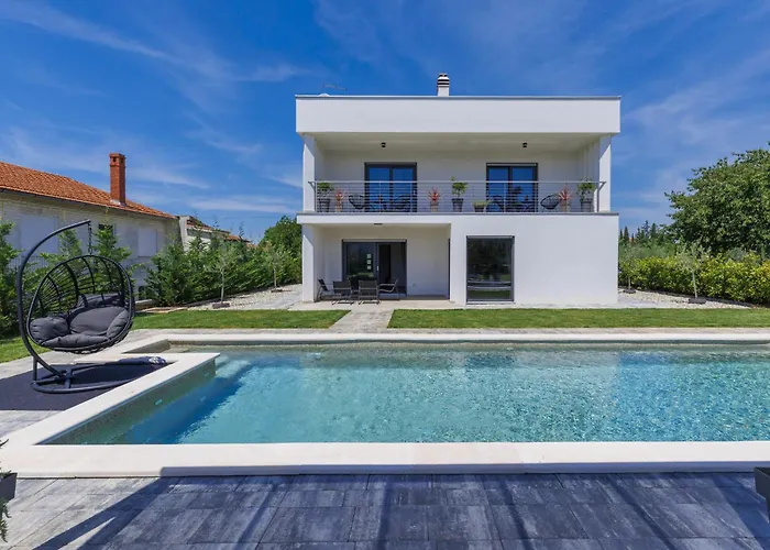 Holiday Home Villa Essea By Interhome